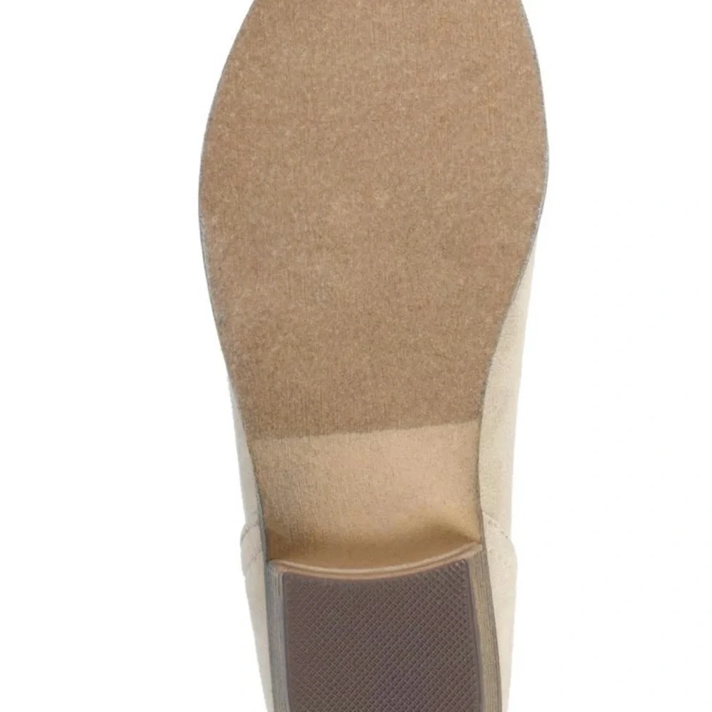 Journee Collection Women’s Rimi Bootie in Stone Suede Stack Block Heels Size 8.5